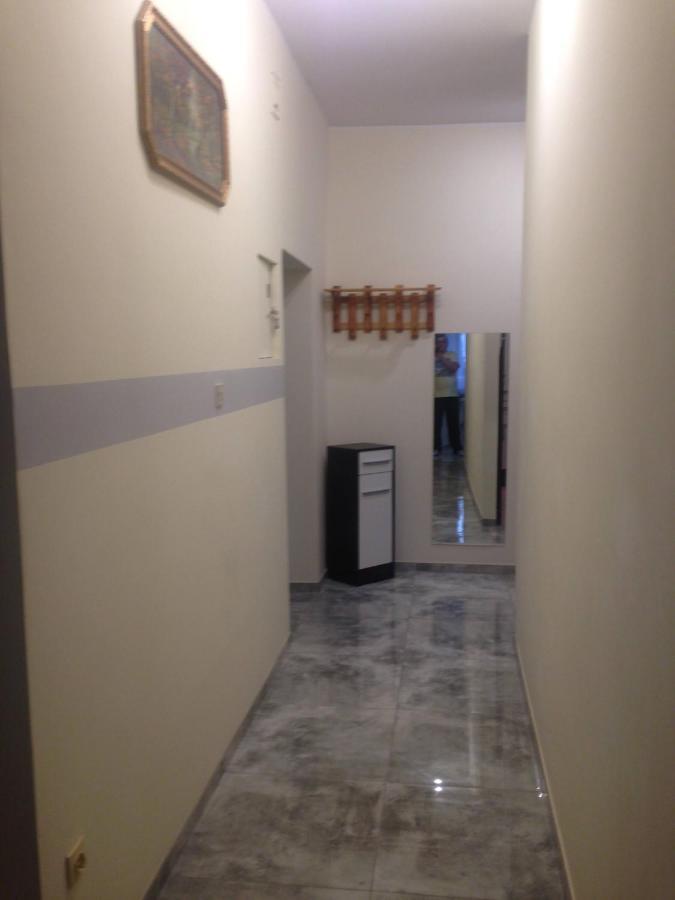 Pokoj W Prywatnym Mieszkaniu 25M Centrum Wroclawia Ngoại thất bức ảnh